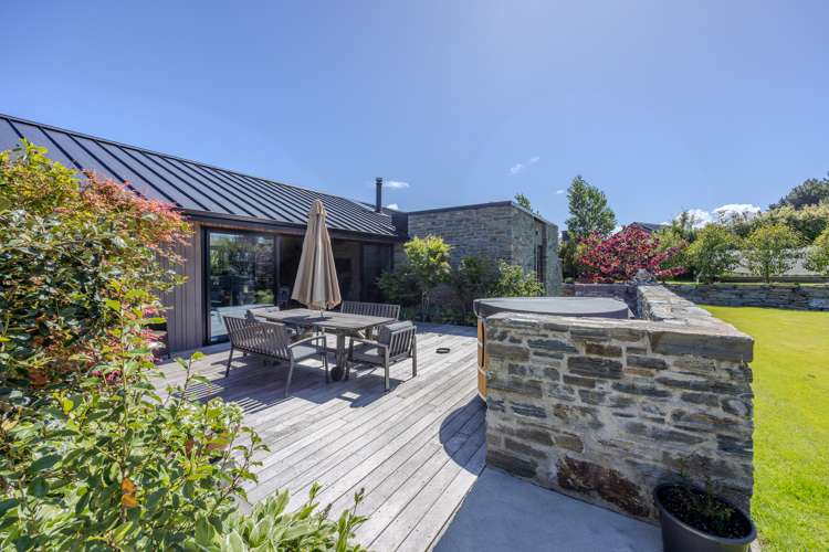 3 Hikuwai Drive Albert Town_28