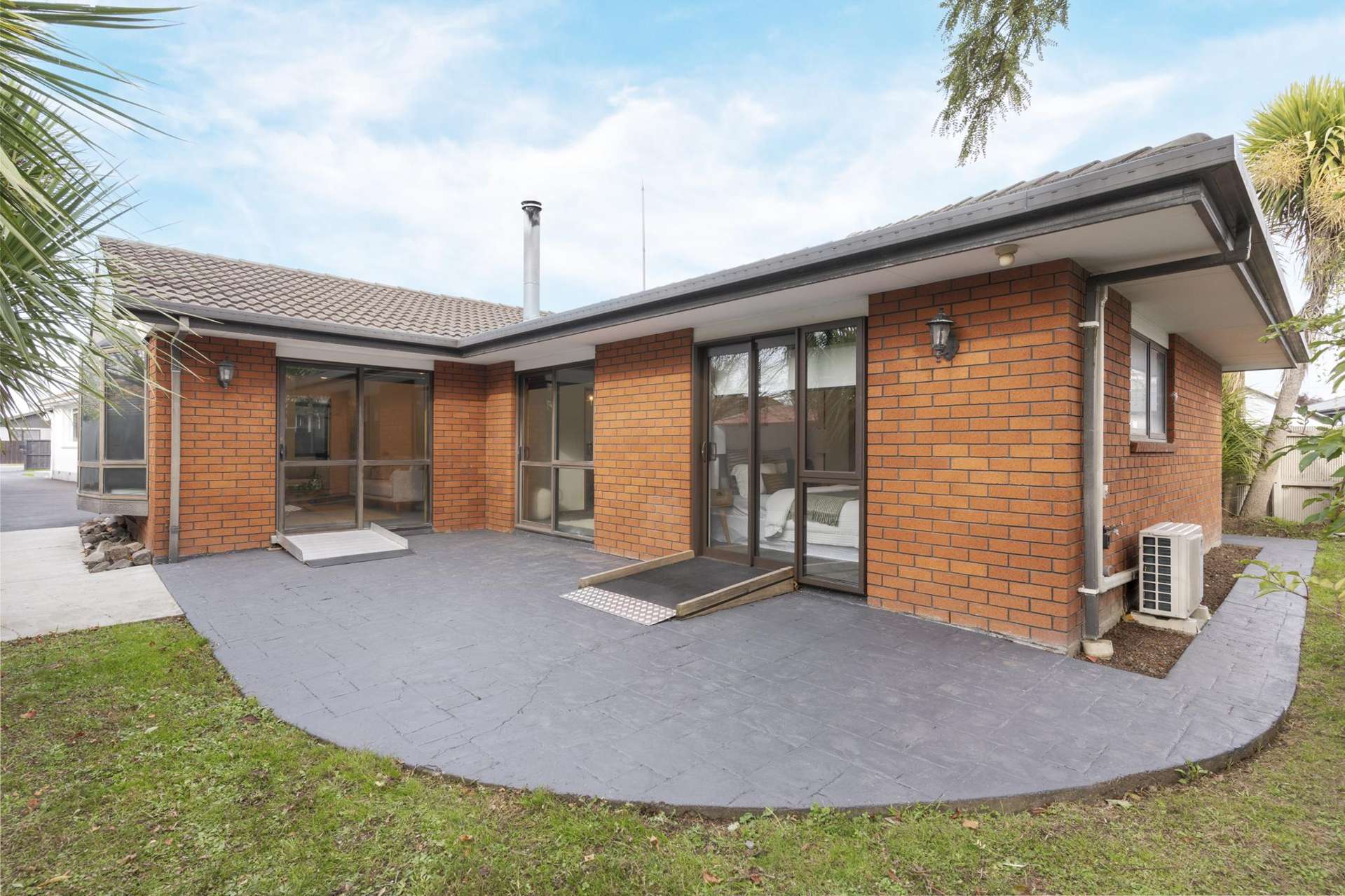 2/437 Greers Road Bishopdale_0