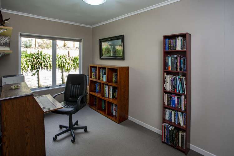 24 Fairburn Place Leamington_9