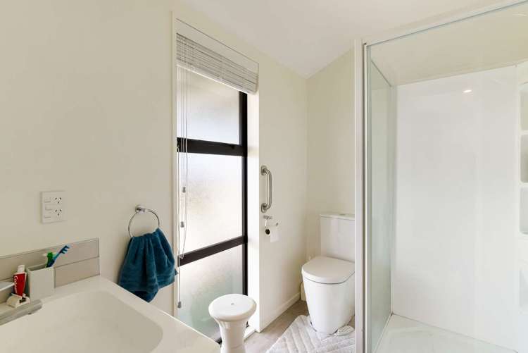 33 Papatahora Drive Lincoln_14