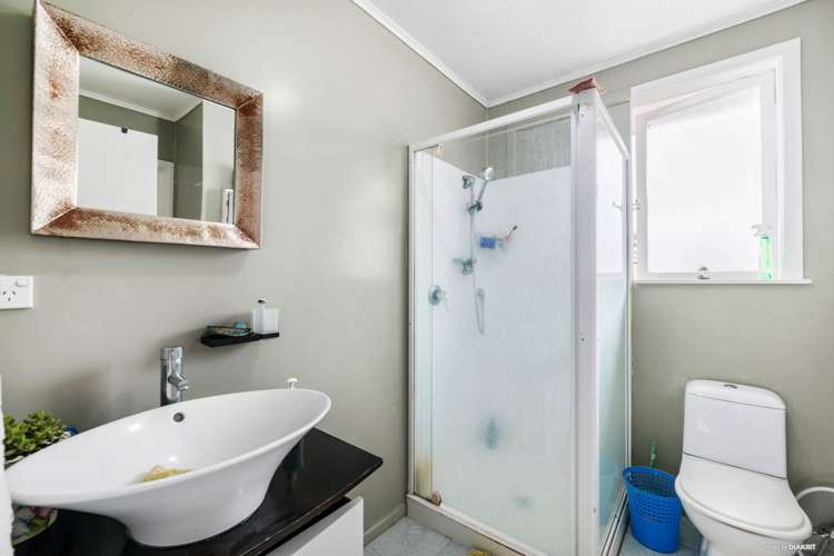 112 Beaumonts Way Manurewa_8