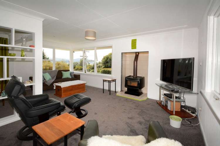 90 Easther Crescent Kew_6