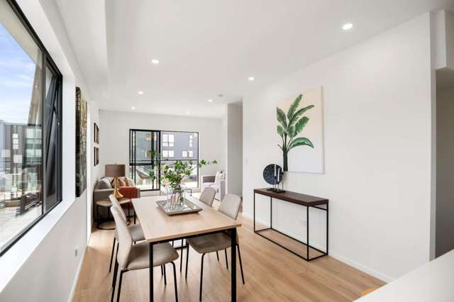 23 Papatahi Lane Flat Bush_3