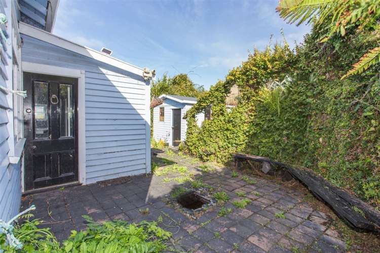 11 Cunningham Terrace Lyttelton_11