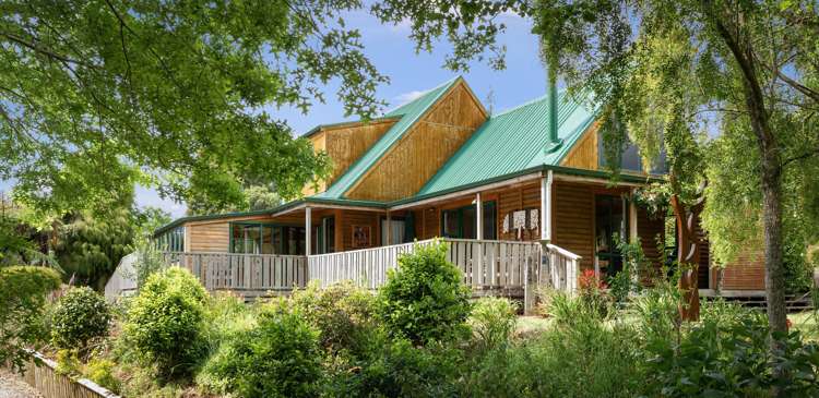 12 Poland Street Waikino_0