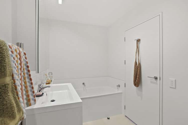 250 Hobsonville Point Road Hobsonville_11