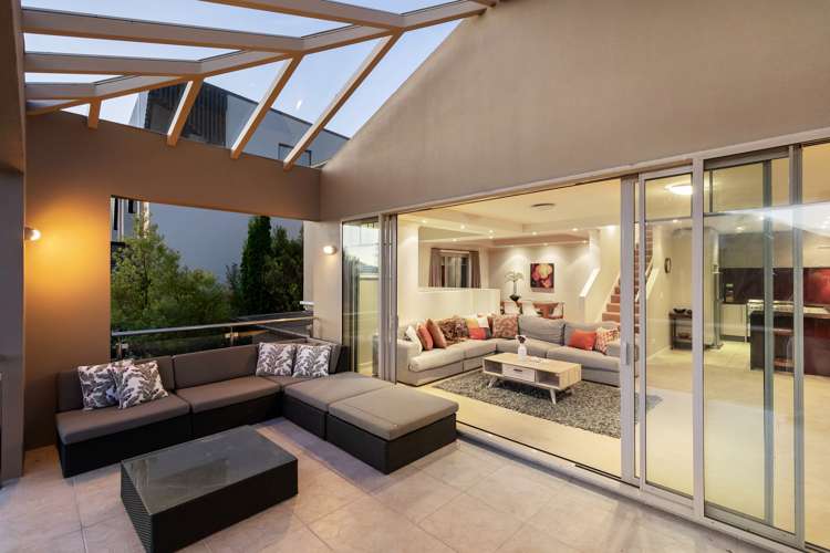 10b Vancouver Drive Queenstown_5