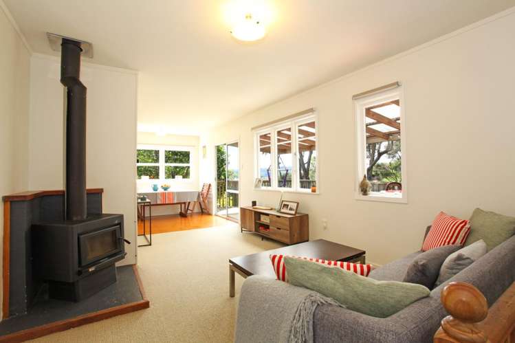 6B Cross Street Raglan_1