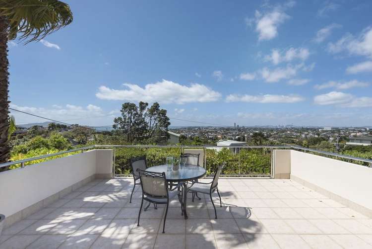 1 Parr Terrace Castor Bay_3