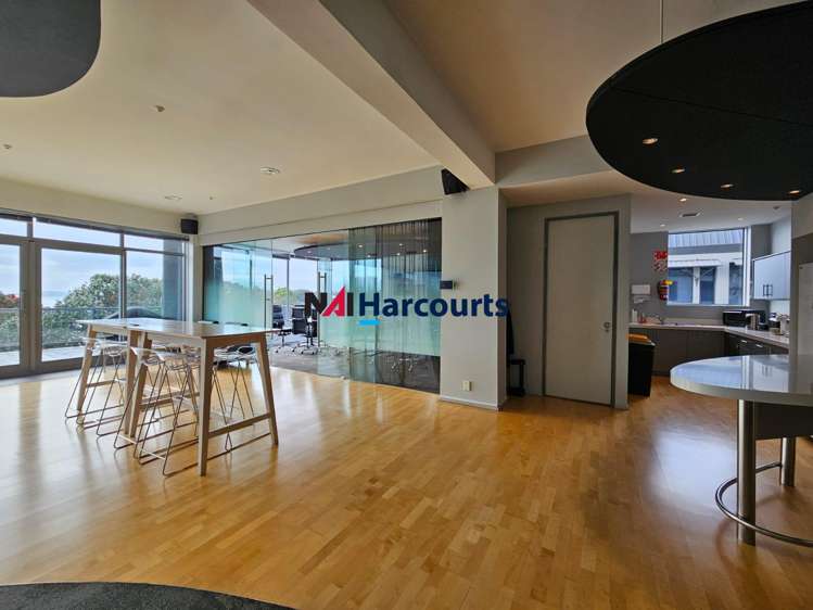 Level 1/87 Hurstmere Road Takapuna_8
