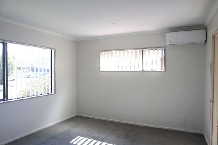 5 Mandival Avenue Flat Bush_13