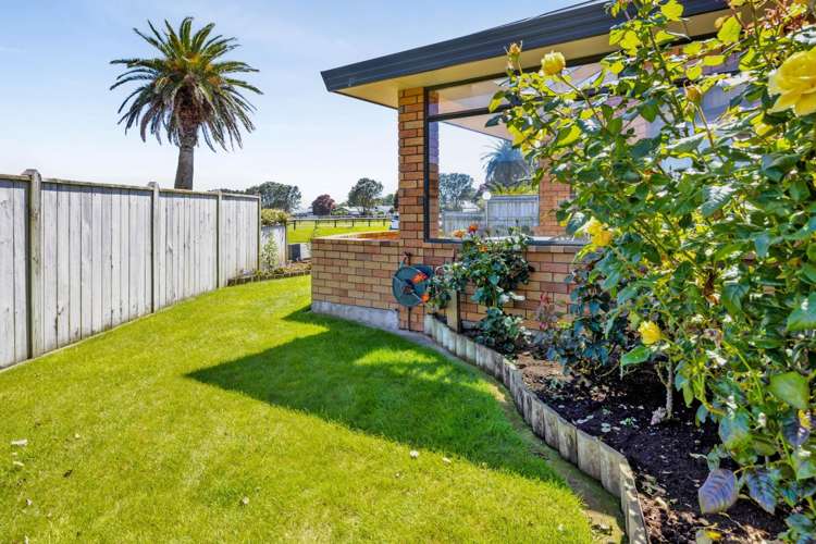 3 Saddle Row Welbourn_12