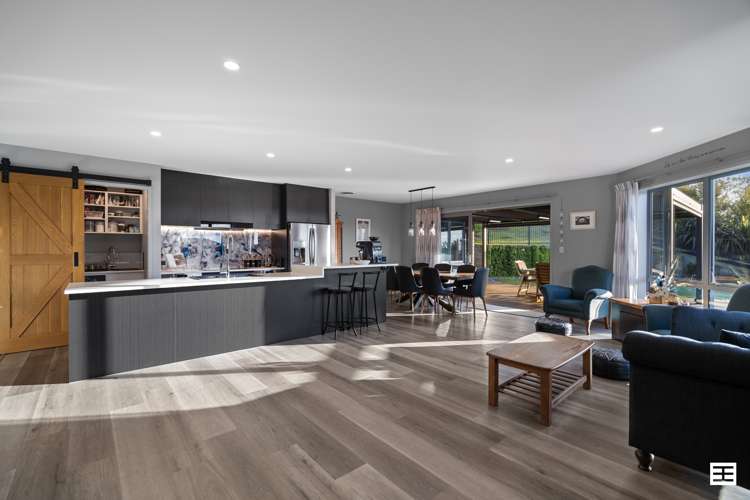 10 Kissling Terrace Pyes Pa_3