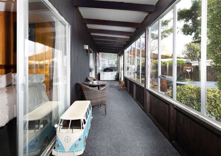 8 Wadsworth Crescent Redwoodtown_11