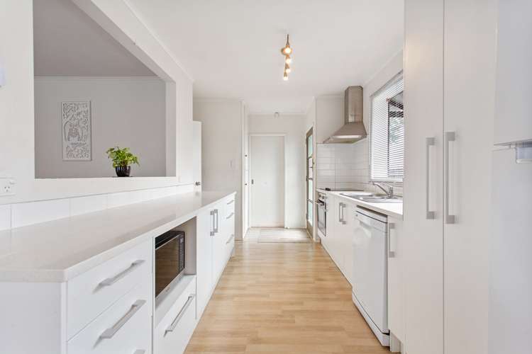 6 Rainbow Place Wattle Downs_24