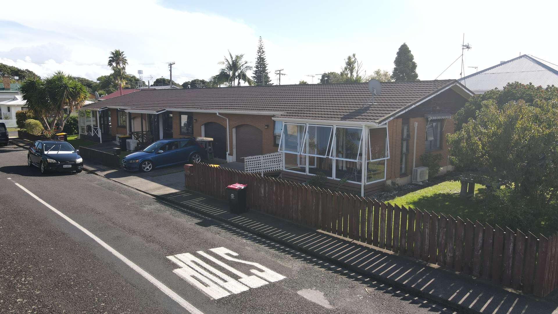 203 Amy Street Thames_0