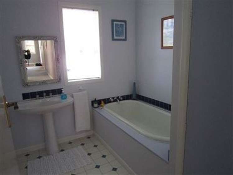 1/59 Aramoana Avenue Devonport_9