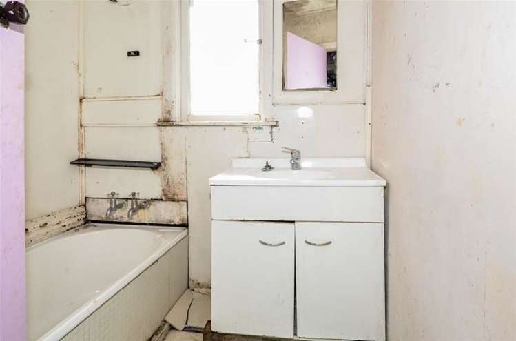 4035 Great North Road Glen Eden_6