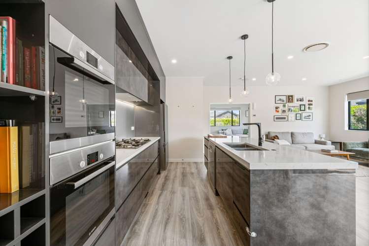 16 Sir Lincoln Drive Kumeu_24