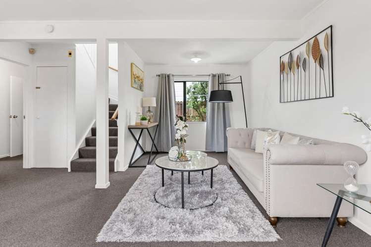 26 Barneys Farm Road Clendon Park_3