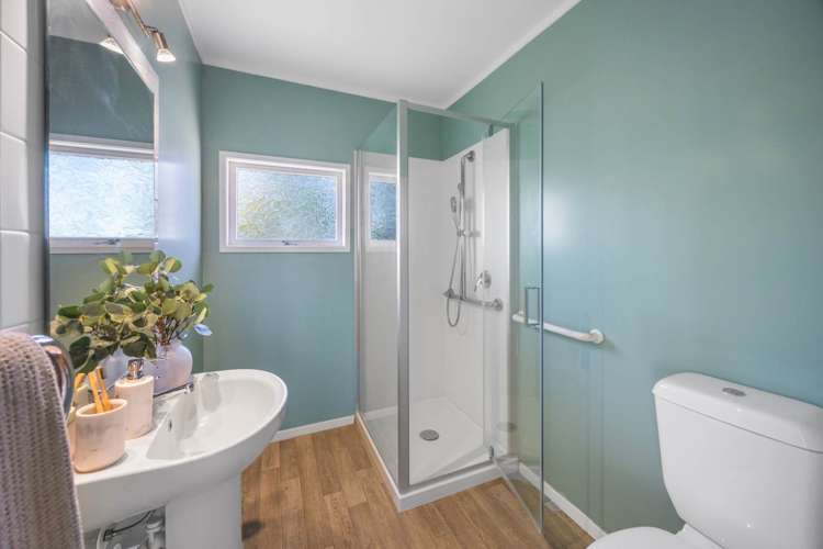 4/16 Turama Road Royal Oak_13