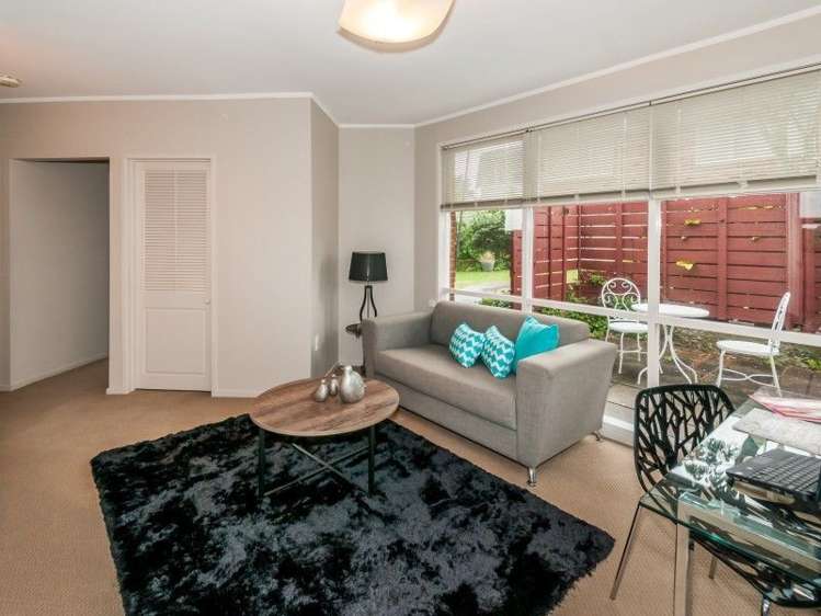 2 James Evans Drive Northcote_8