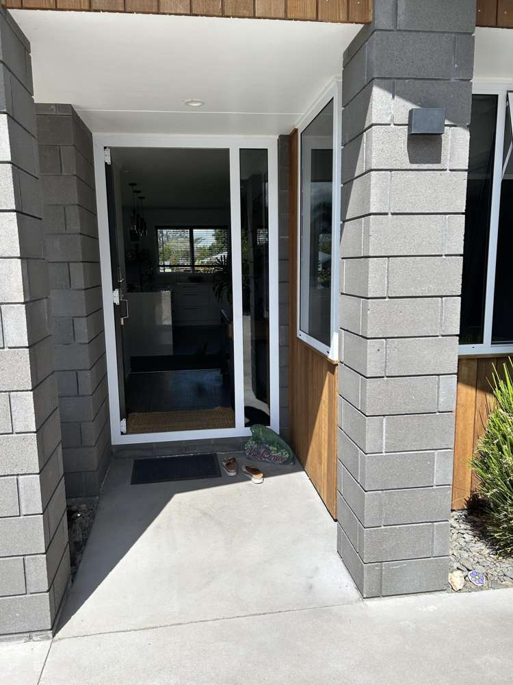 55 Athenree Road Athenree_2