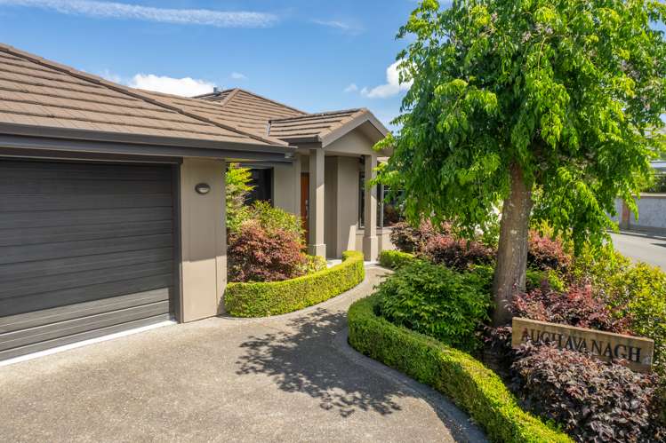 5 Lucy Murcott Place Stoke_4