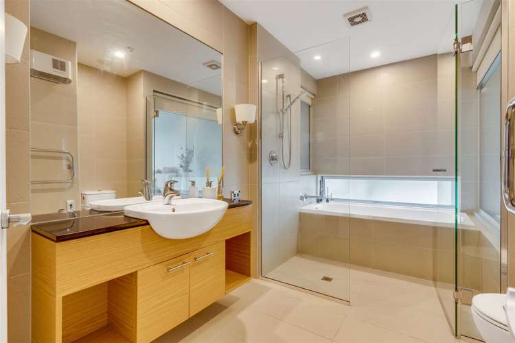 8/6 Harts Creek Lane Northwood_6