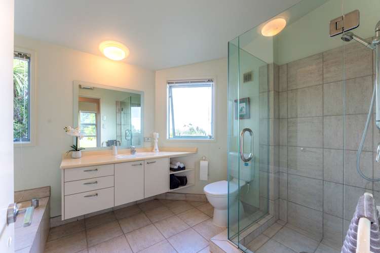 44 View Road Ostend_17