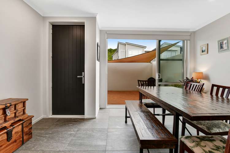 93 Karepiro Drive Stanmore Bay_3