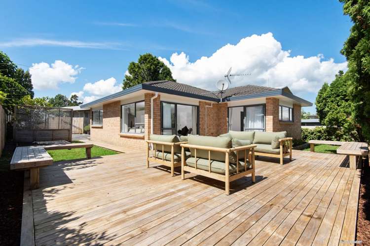 59a Cobham Crescent Kelston_1