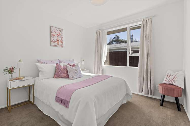 82 Moffat Drive Lincoln_10