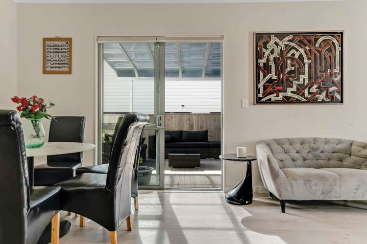 10 Perehia Road Flat Bush_12