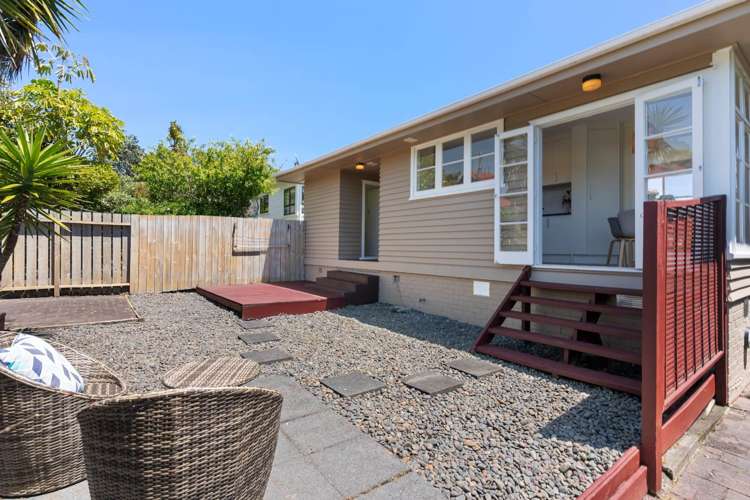 13 Linden Street Mt Roskill_12