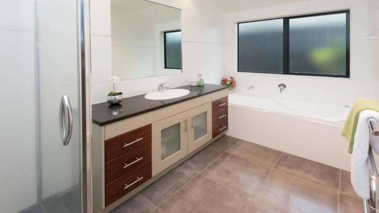 3 Penwood Close East Tamaki Heights_17