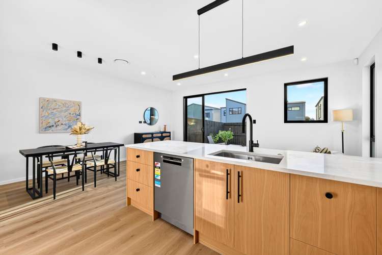 37 Wavecrest Lane Hobsonville_8