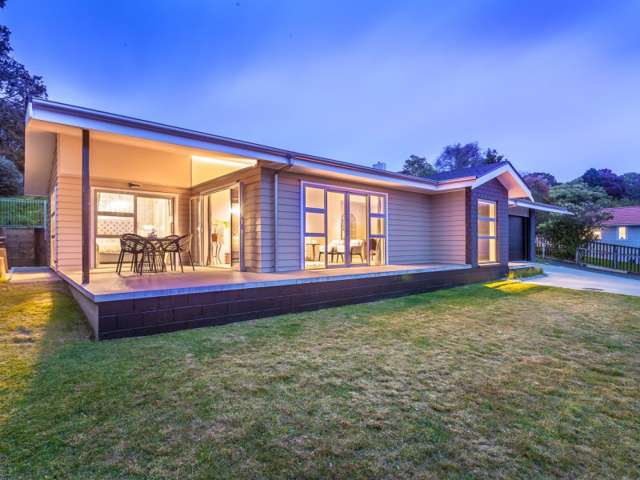 58b Lemnos Place Titirangi_1