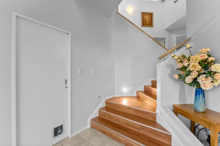 33 Gulf Crest Bucklands Beach_17