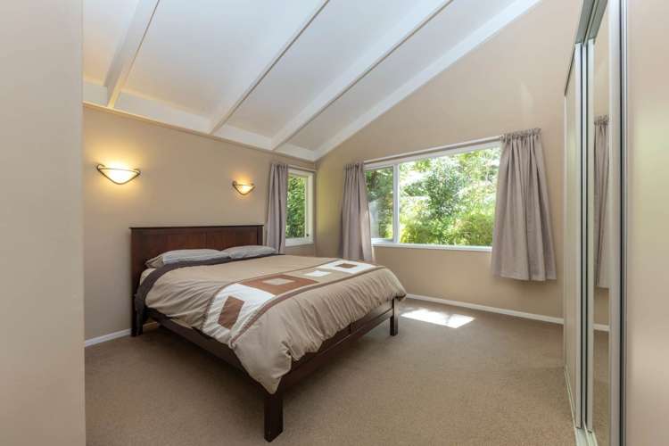 55 Bush Road Waiatarua_8