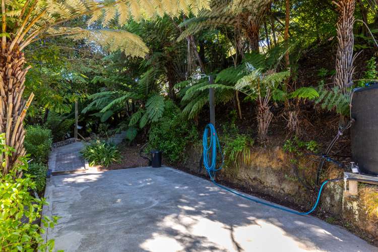 2069 Queen Charlotte Drive Queen Charlotte Sound_21