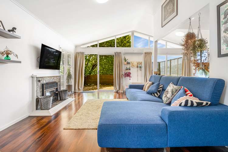 241 Glengarry Road Glen Eden_5