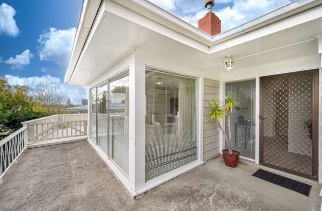 125 Reeves Road Pakuranga Heights_2