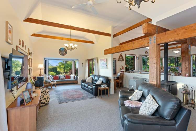 147 Settlement Road Te Horo_11