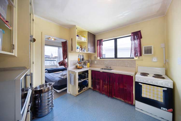 44 Harwood Crescent Otara_7