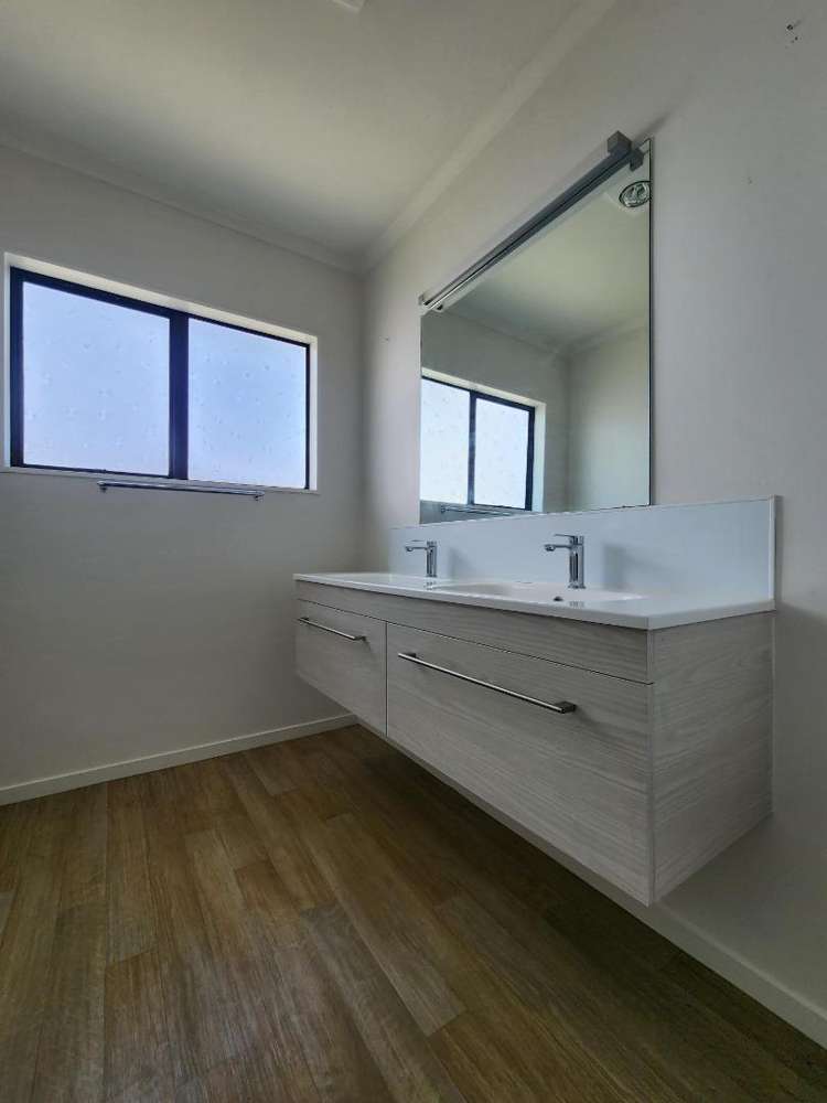 13B Bulkeley Terrace Marsland Hill_7