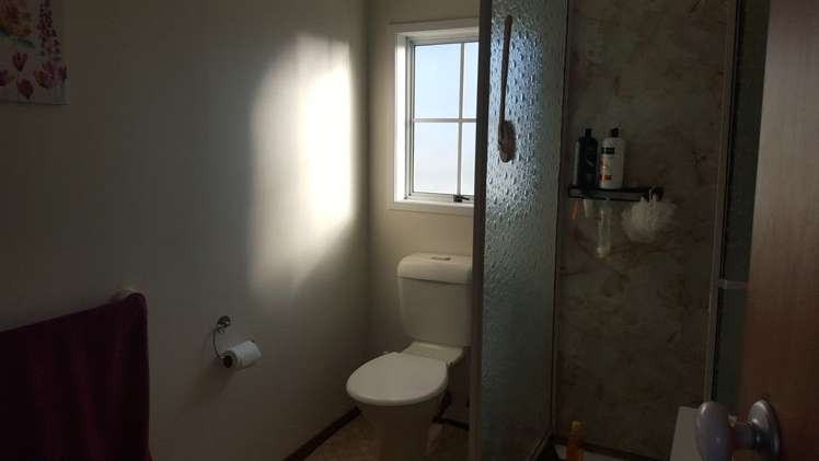 2/3 Pupuke Road Birkenhead_6