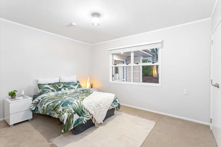 1 Japonica Drive Beach Haven_12