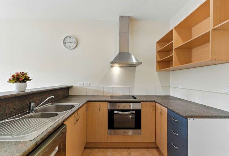 26/11 The Avenue Albany_7