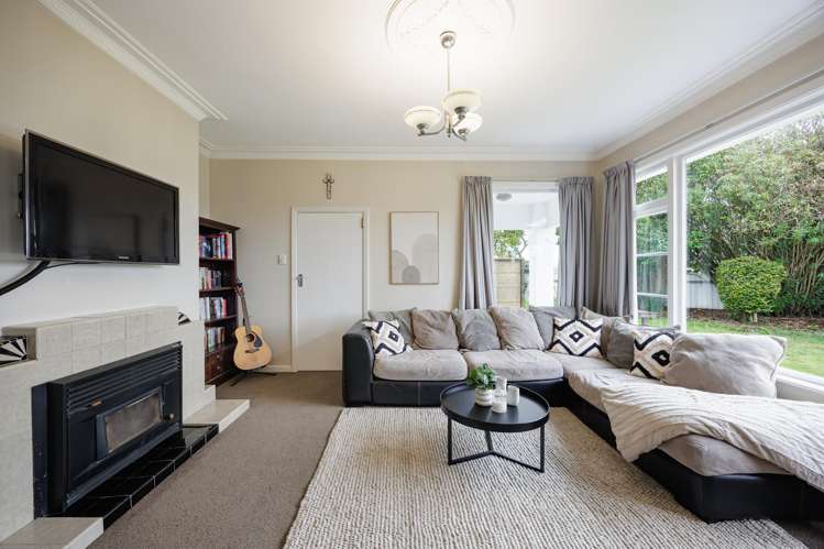 624 Frederick Street West_3